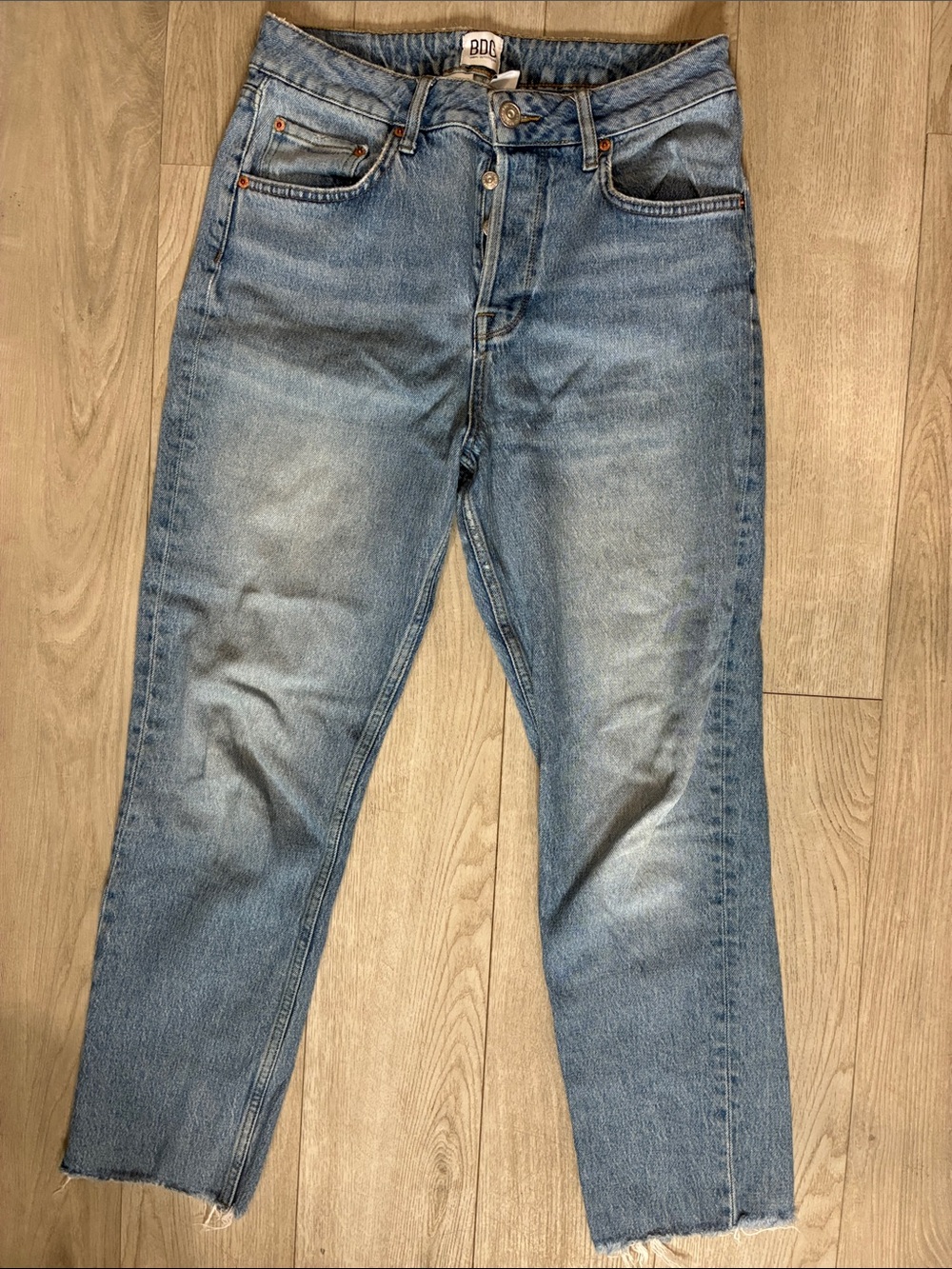 BDG women’s Light Blue Wash Straight-Leg Jeans